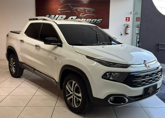 FIAT TORO 2.0 16V TURBO DIESEL VOLCANO 4WD AT9